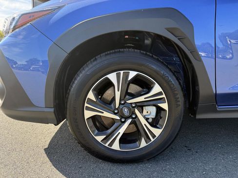 Certified 2025 Subaru Crosstrek 2.5i Premium image 8