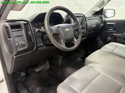 Used 2015 Chevrolet Silverado 2500 W/T RWD image 2