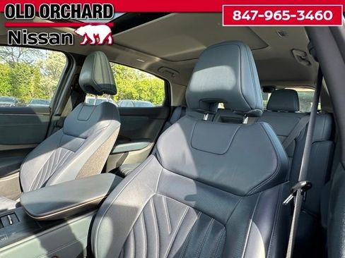 Used 2023 Nissan Ariya AWD/4WD image 12