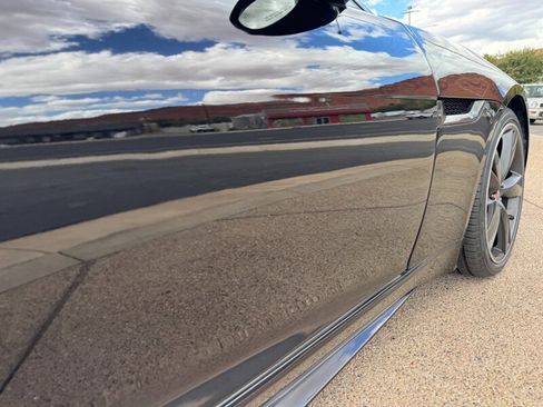 Used 2018 Jaguar F-TYPE R image 22