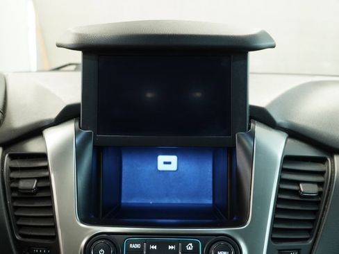 Used 2017 Chevrolet Tahoe LT image 24