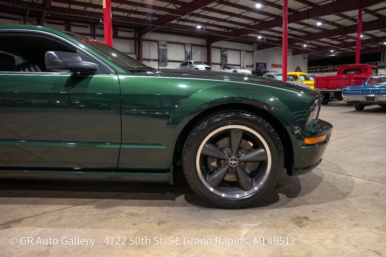 Used 2009 Ford Mustang GT Premium RWD image 11