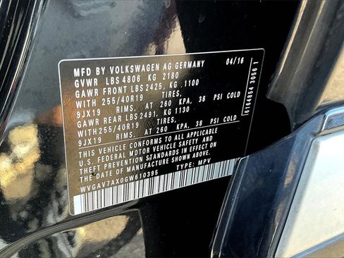 Used 2016 Volkswagen Tiguan R-Line image 35