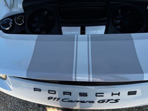 Used 2016 Porsche 911 image 53