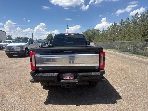 Used 2024 Ford F350 Platinum AWD/4WD image 5