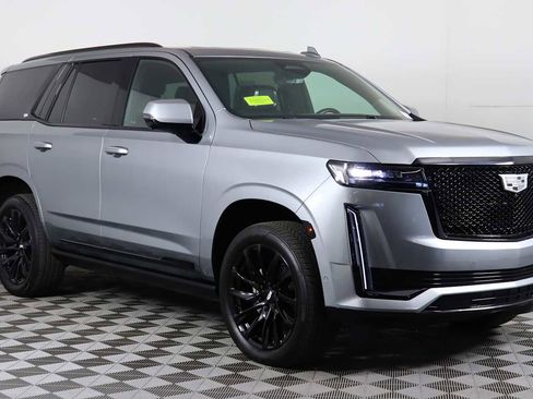 Used 2024 Cadillac Escalade Sport Platinum w/ LPO, ONYX Package image 3