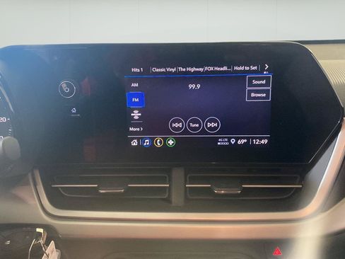Used 2024 Chevrolet Trax LS FWD image 13