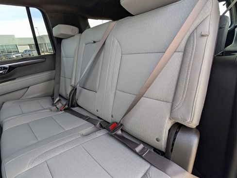 New 2026 Chevrolet Suburban LS image 21