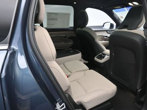 Used 2026 Volvo XC90 B6 Plus w/ Protection Package Premier AWD/4WD image 27