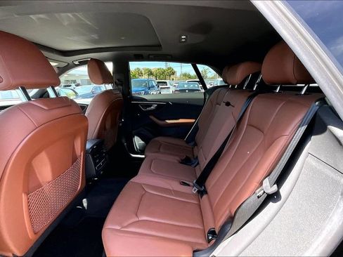 Certified 2023 Audi Q8 Premium AWD/4WD image 17
