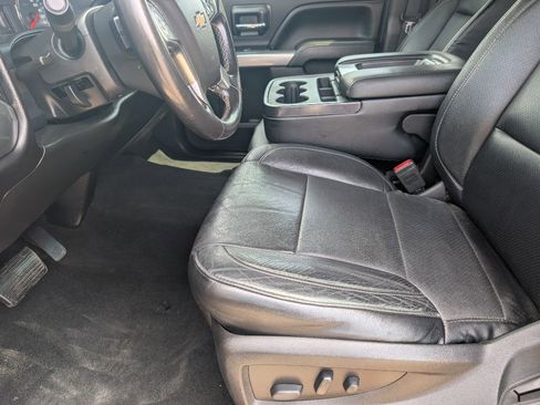 Used 2018 Chevrolet Silverado 1500 LT w/ Texas Edition image 9