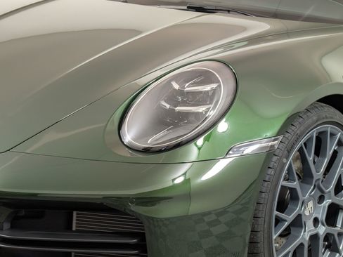 New 2026 Porsche 911 Carrera T image 13