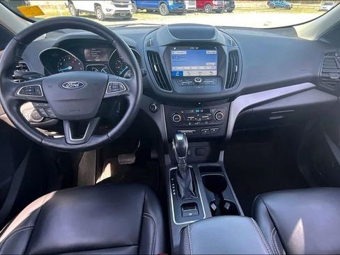 Used 2019 Ford Escape SEL image 7
