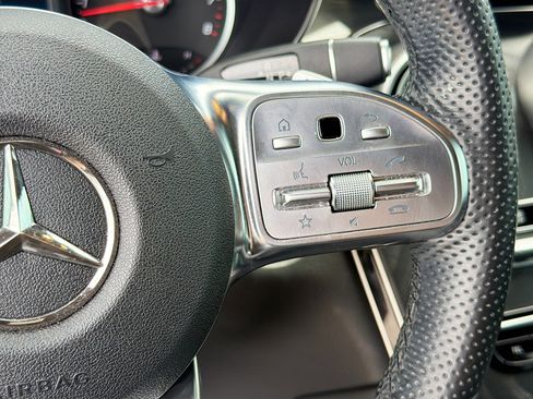 Used 2020 Mercedes-Benz GLC 300 image 37