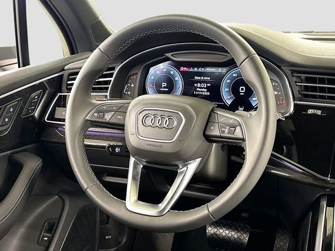 Used 2025 Audi Q7 2.0T Premium Plus image 18