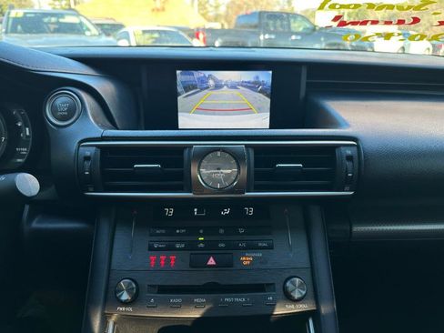 Used 2019 Lexus IS 300 AWD image 7