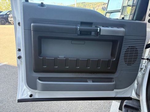 Used 2015 Ford F350 XLT w/ XLT Value Package AWD/4WD image 17