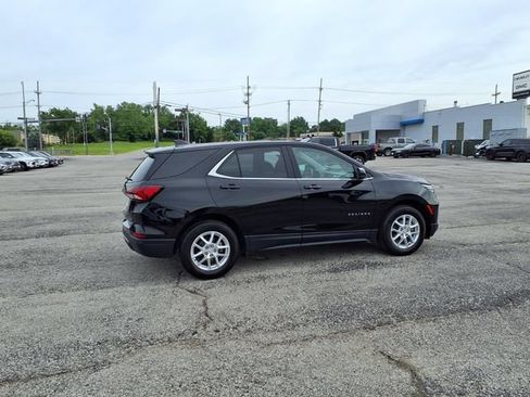 Used 2024 Chevrolet Equinox LT FWD image 16