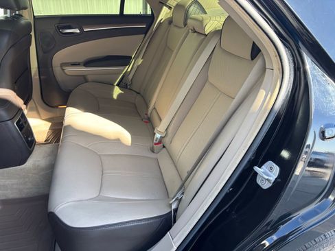 Used 2013 Chrysler 300 C Luxury Series w/ Harman Kardon Audio Group image 29