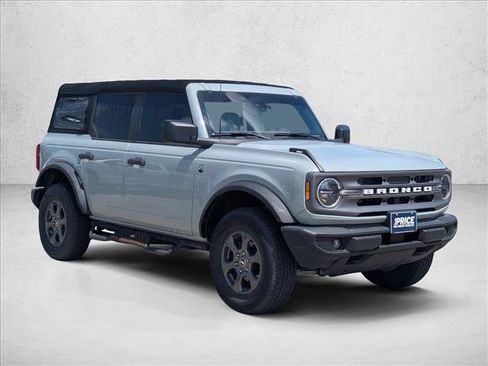 Used 2024 Ford Bronco Big Bend AWD/4WD image 3