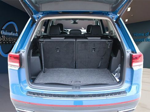 Certified 2025 Volkswagen Atlas SE image 38