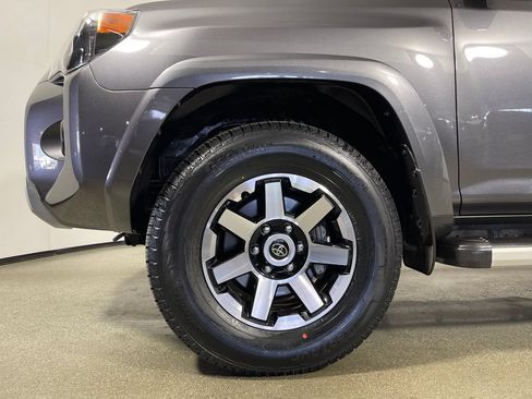 Certified 2023 Toyota 4Runner TRD Off-Road AWD/4WD image 11