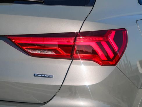 New 2025 Audi Q3 2.0T Premium image 12