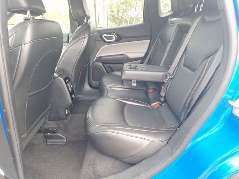 Used 2023 Jeep Compass Limited image 18