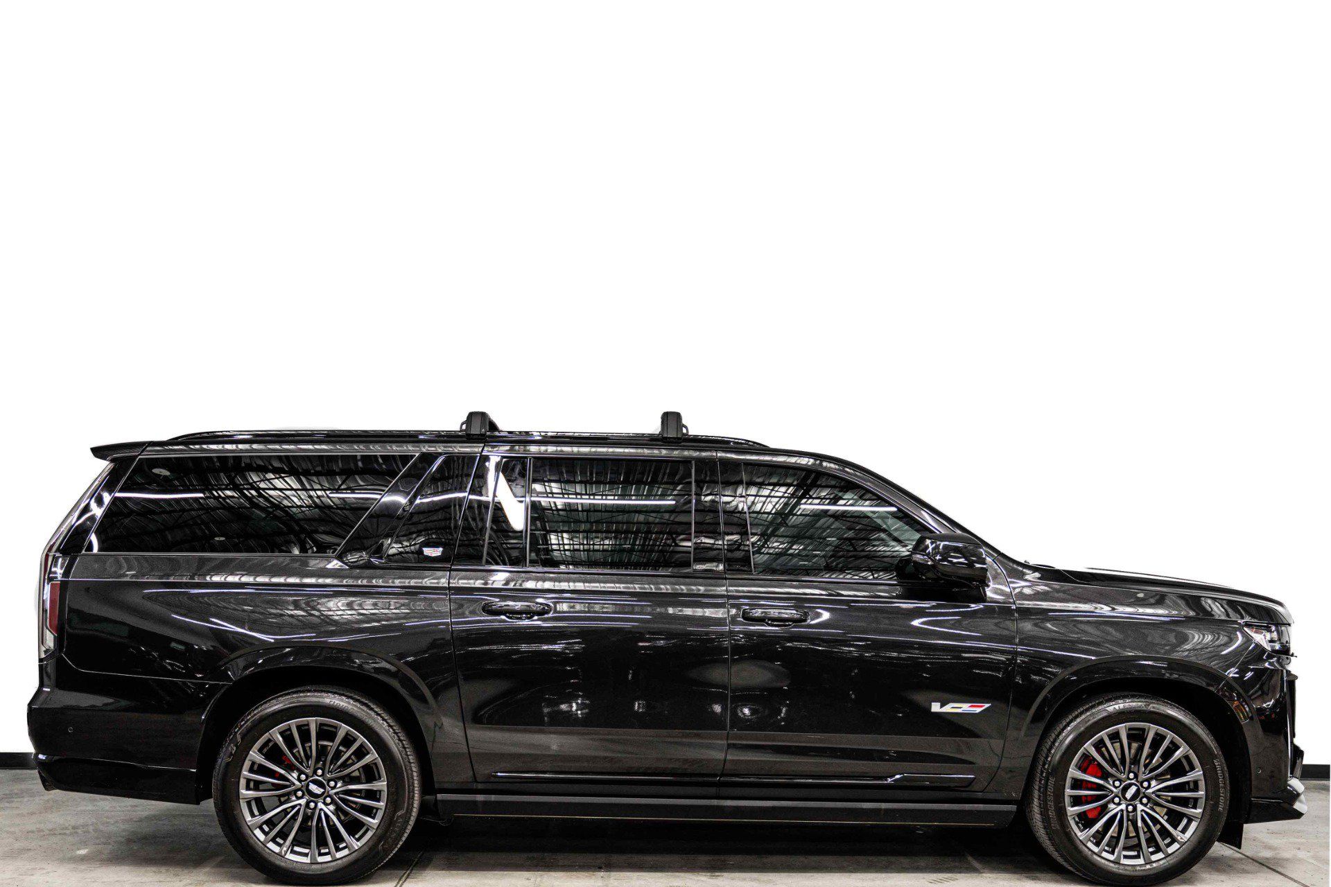 Used 2024 Cadillac Escalade ESV V w/ LPO, Floor Liner Package AWD/4WD image 2