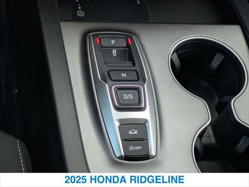 New 2025 Honda Ridgeline Sport image 19