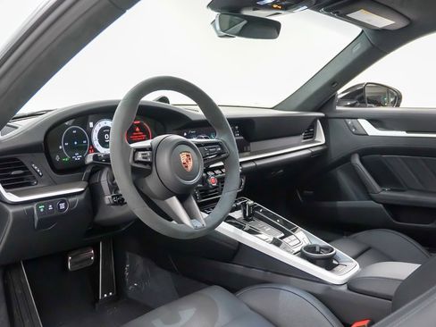 New 2026 Porsche 911 Carrera GTS image 4