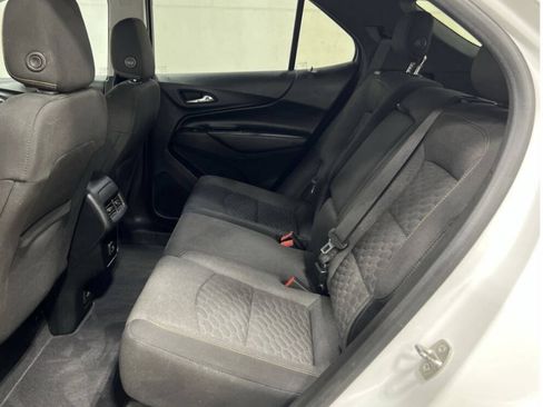 Used 2019 Chevrolet Equinox LT AWD/4WD image 7