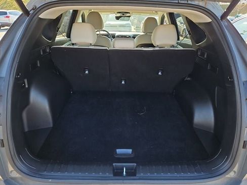 Used 2024 Hyundai Tucson Limited image 34