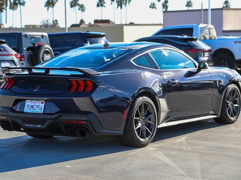 Used 2025 Ford Mustang Dark Horse image 7