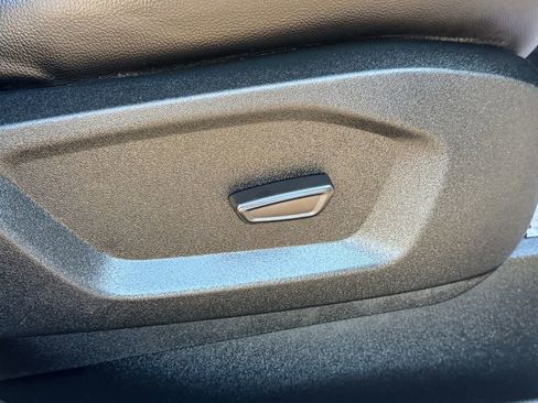 Certified 2022 Ford Edge SEL w/ Convenience Package AWD/4WD image 13