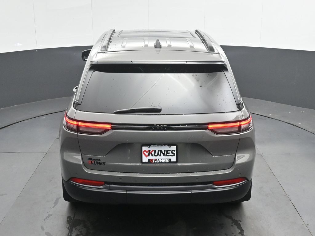 New 2027 Jeep Grand Cherokee Limited w/ Limited Altitude Package AWD/4WD image 31