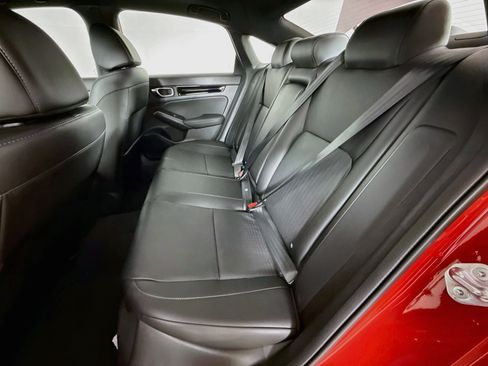 Certified 2025 Honda Civic Sport Touring image 30