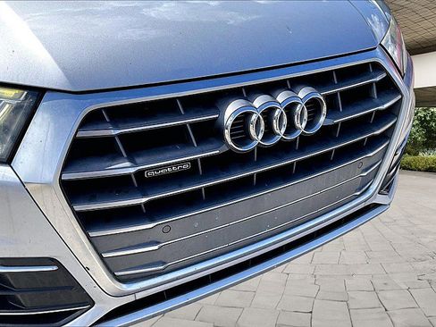 Used 2019 Audi Q5 2.0T Premium Plus w/ Premium Plus Package AWD/4WD image 23