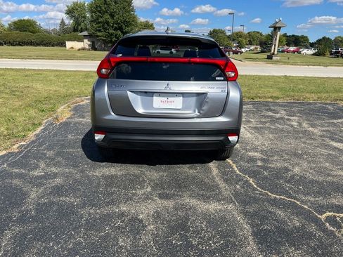 Used 2019 Mitsubishi Eclipse Cross ES image 4