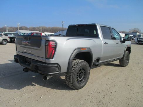 New 2026 GMC Sierra 2500 AT4X w/ AT4X AEV Edition image 4