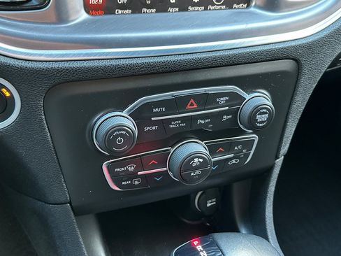 Used 2021 Dodge Charger R/T w/ Blacktop Package image 30