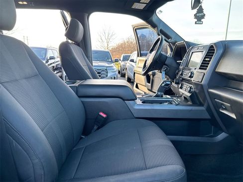 Used 2016 Ford F150 XLT w/ Equipment Group 302A Luxury image 23