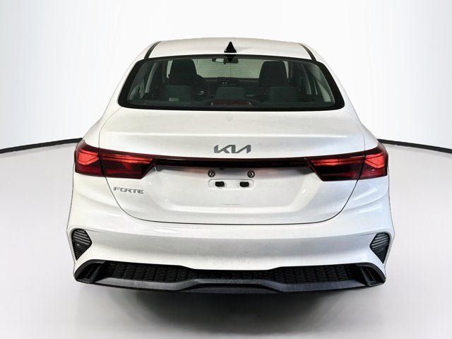 Certified 2023 Kia Forte LXS w/ LXS Technology Package FWD image 6