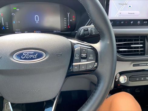 Used 2023 Ford Escape SE FWD image 24