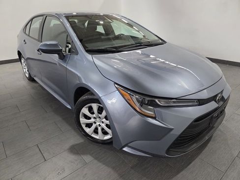 Used 2025 Toyota Corolla LE image 7