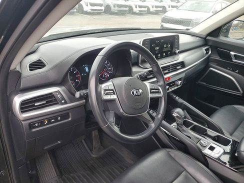 Certified 2021 Kia Telluride S image 13