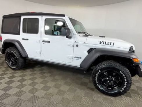 Used 2023 Jeep Wrangler Unlimited w/ Cold Weather Group AWD/4WD image 2