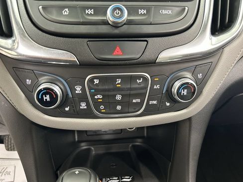 Used 2019 Chevrolet Equinox Premier AWD/4WD image 16