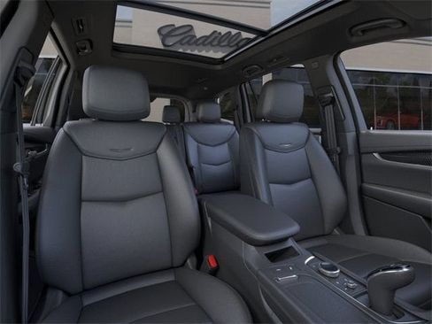 Used 2025 Cadillac XT6 Sport w/ Technology Package AWD/4WD image 40