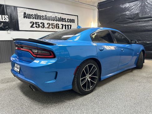Used 2018 Dodge Charger R/T Scat Pack RWD image 6